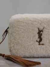 Load image into Gallery viewer, Shearling Lou Camera Bag
