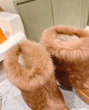 Load image into Gallery viewer, Fur Boots
