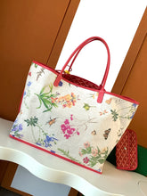 Load image into Gallery viewer, Saint Louis Tote
