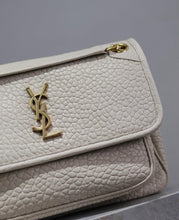 Load image into Gallery viewer, Niki Medium Chain Bag
