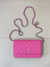 Load image into Gallery viewer, Caviar Woc
