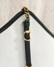 Load image into Gallery viewer, Maxi Tote
