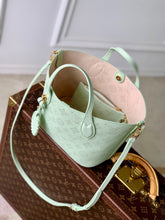 Load image into Gallery viewer, Blossom Tote
