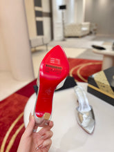 Load image into Gallery viewer, Leather Sandals
