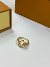 Load image into Gallery viewer, Logo Ring
