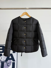 Load image into Gallery viewer, Caramagne Jacket
