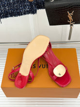Load image into Gallery viewer, Treasure Sandals
