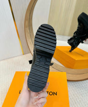 Load image into Gallery viewer, Desert Boots
