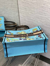 Load image into Gallery viewer, Large Book Tote
