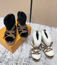 Load image into Gallery viewer, Cloud Boots

