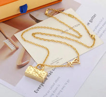 Load image into Gallery viewer, Handbag Necklace
