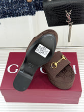 Load image into Gallery viewer, Platform Sandals
