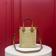 Load image into Gallery viewer, Mini Straw Tote
