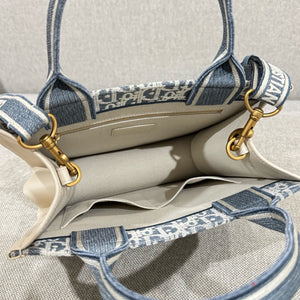 Book Tote