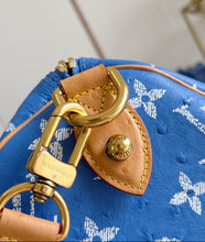 Load image into Gallery viewer, Speedy 40
