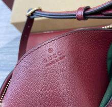 Load image into Gallery viewer, Ophidia Small Bag
