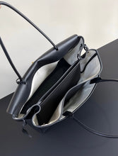 Load image into Gallery viewer, Large Tote
