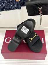 Load image into Gallery viewer, Platform Sandals
