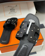 Load image into Gallery viewer, Studded Oran Sandals
