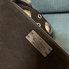 Load image into Gallery viewer, Suede Tote
