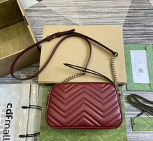 Load image into Gallery viewer, Marmont Shoulder Bag
