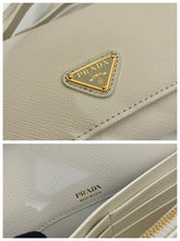 Load image into Gallery viewer, Leather Clutch
