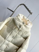 Load image into Gallery viewer, Ettore Jacket
