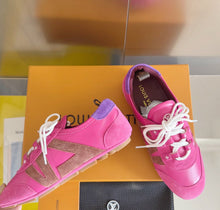 Load image into Gallery viewer, Sneakerina Trainers
