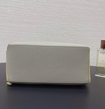 Load image into Gallery viewer, Small Puzzle Bag
