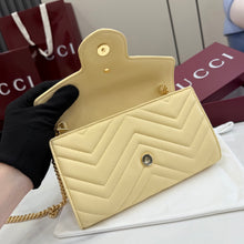 Load image into Gallery viewer, Marmont Clutch
