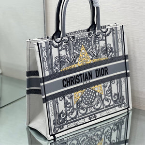Medium Book Tote