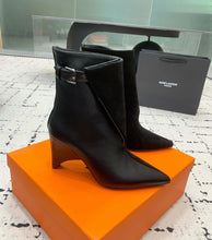 Load image into Gallery viewer, Leather Suede Boots
