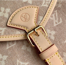 Load image into Gallery viewer, Montsouris Backpack
