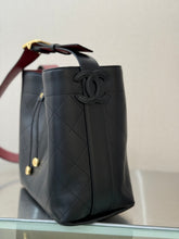 Load image into Gallery viewer, Leather Bucket Bag
