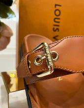 Load image into Gallery viewer, Isola Mules
