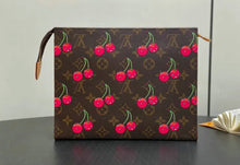 Load image into Gallery viewer, Toiletry Pouch 26
