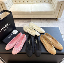 Load image into Gallery viewer, CC Pumps
