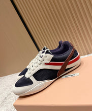 Load image into Gallery viewer, Gym Trainers
