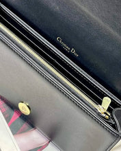 Load image into Gallery viewer, Lady D Clutch
