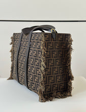 Load image into Gallery viewer, Summer Tote
