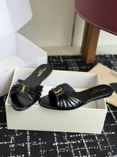Load image into Gallery viewer, Leather Sandals
