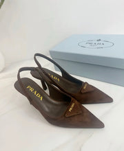 Load image into Gallery viewer, Suede Pumps
