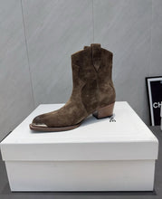 Load image into Gallery viewer, Suede Boots
