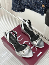 Load image into Gallery viewer, GG Sandals
