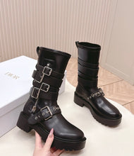 Load image into Gallery viewer, Fight Boots
