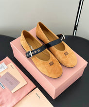 Load image into Gallery viewer, Suede Pumps
