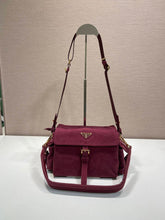 Load image into Gallery viewer, Explore Shoulder Bag
