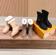 Load image into Gallery viewer, Fur Boots
