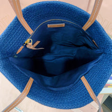 Load image into Gallery viewer, Crochet Tote
