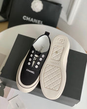 Load image into Gallery viewer, CC Trainers
